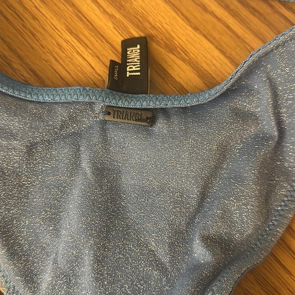 Triangle Bikini - Picture 5 of 5